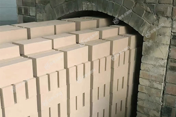 高温工业锅炉用轻质高铝砖